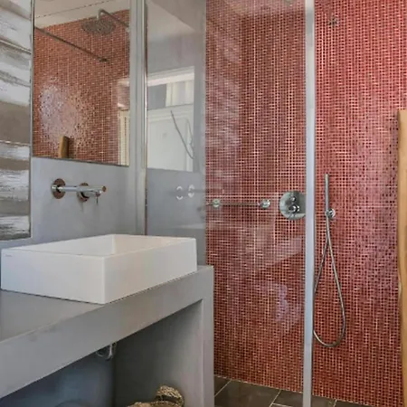 Sensational Kefalonia Lotto 2 Bedrooms Seafront Villa